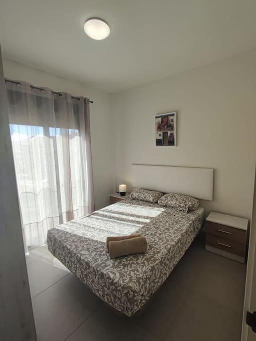 Piso Completo-parking Gratuito Apartamento *
