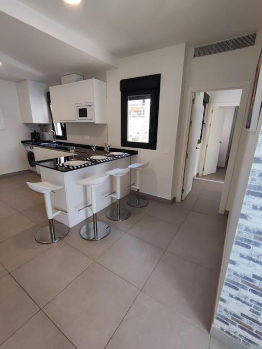 Piso Completo-parking Gratuito Apartment