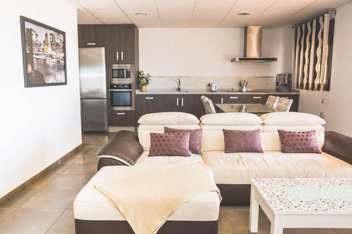 Atico 1a Linea De Playa - Pedregalejo Appartement *