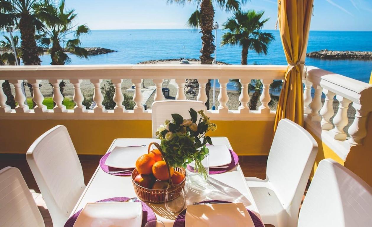 Apartamento Atico 1a Linea De Playa - Pedregalejo *