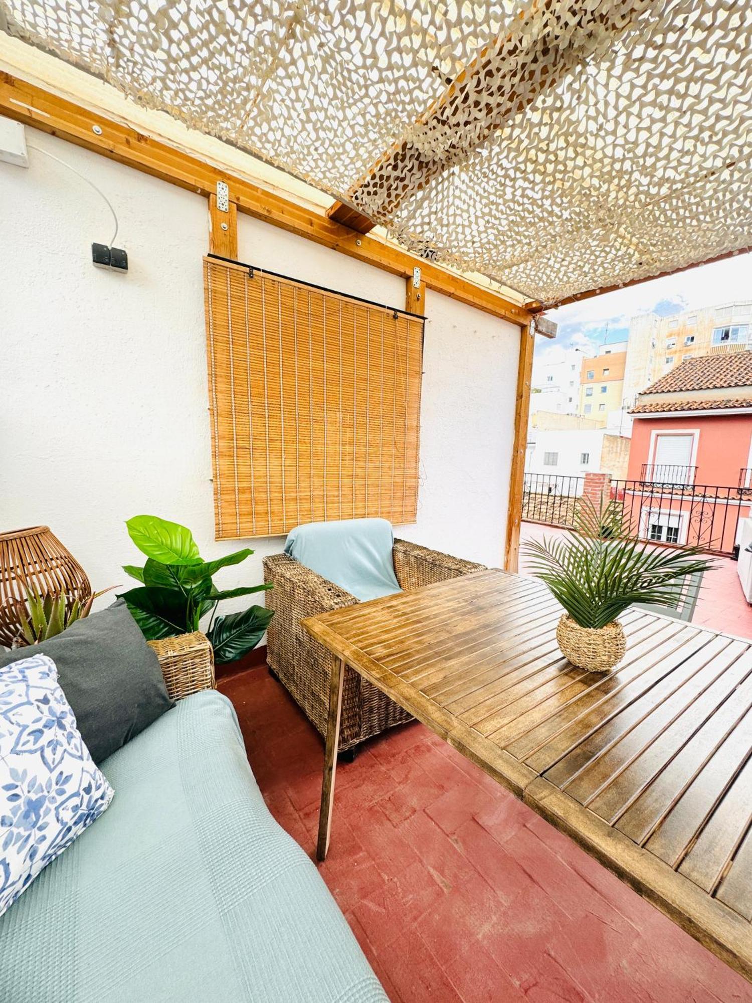 Appartement With Private Rooftop And Cinema *