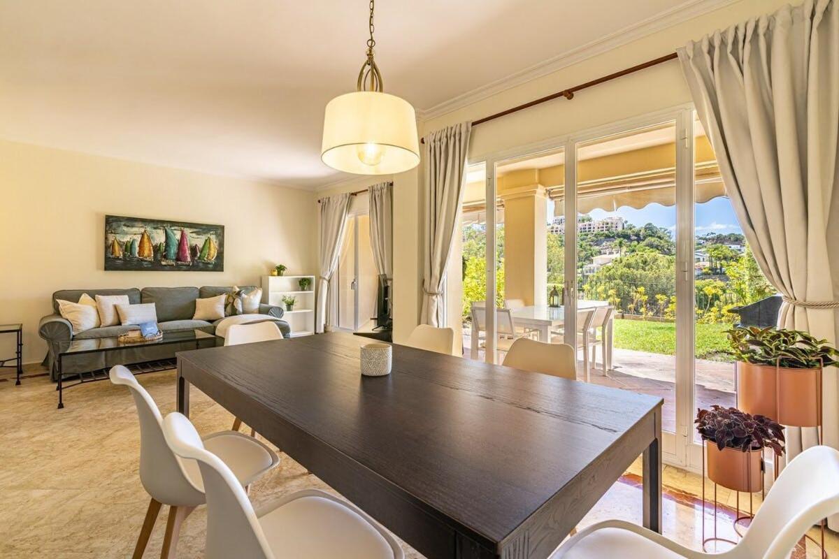 Apartamento Spacious 3 Bed In La Quinta Golf- Marbella Málaga