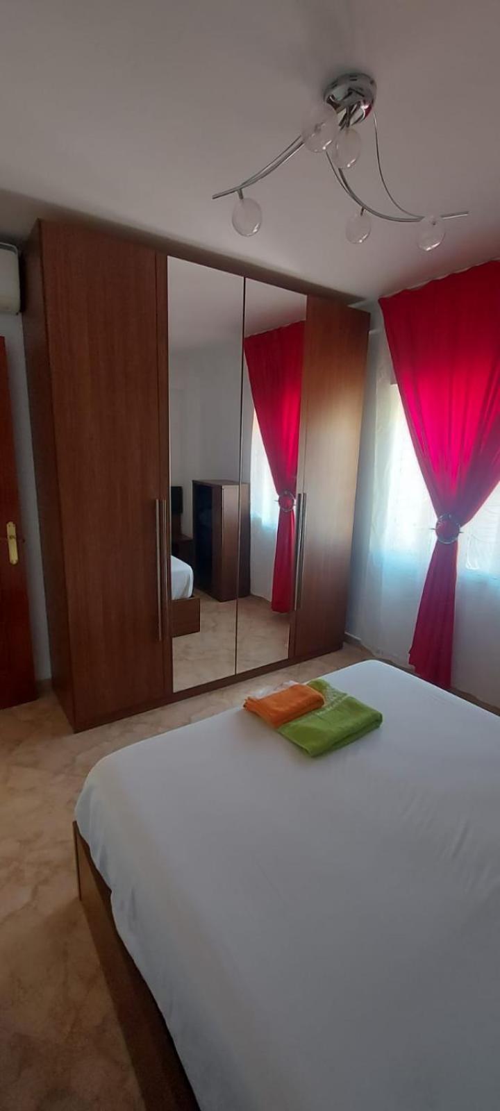 Piso Paloma 1 *