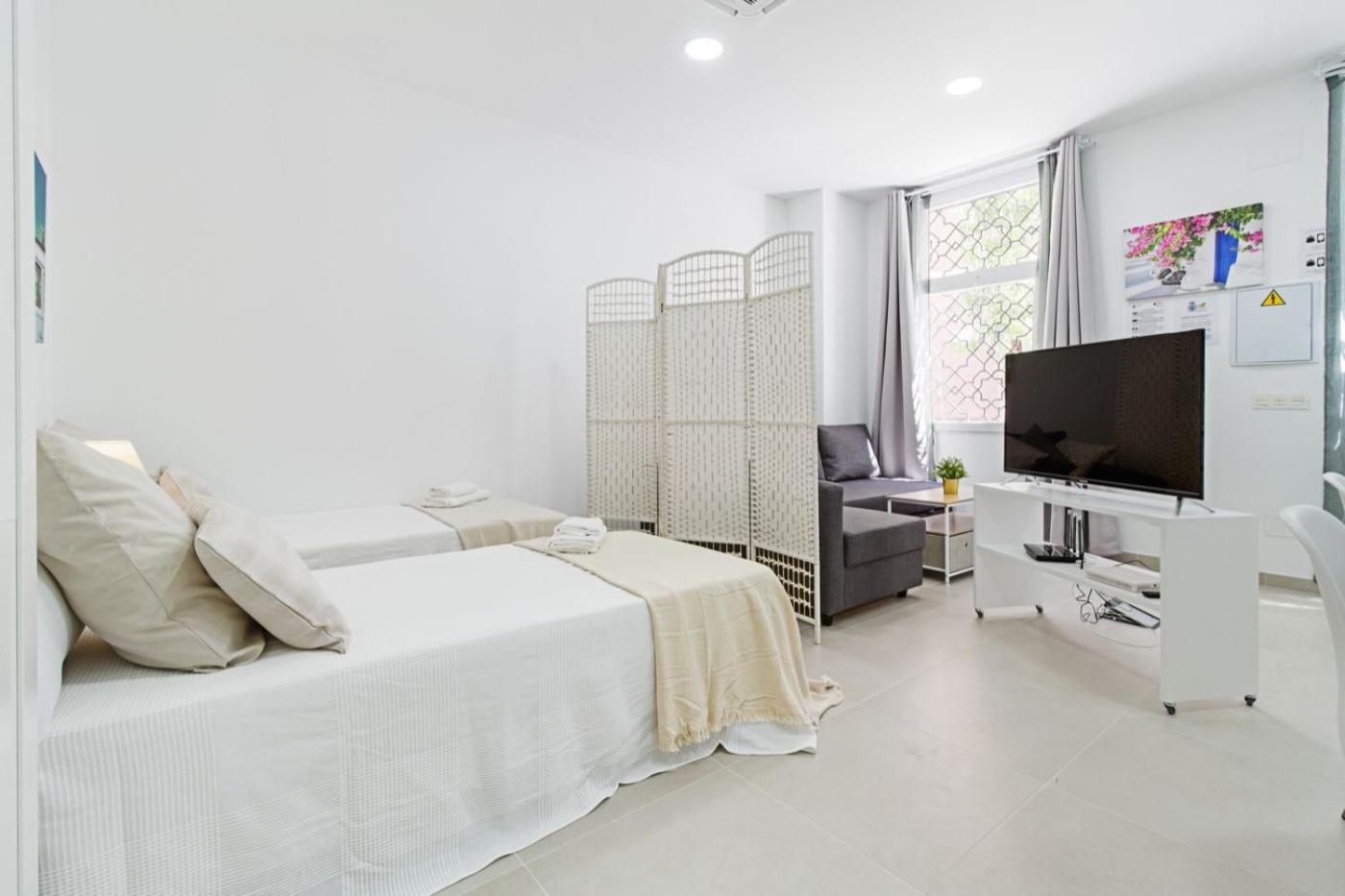 Estudio En Centro Noblejas Apartment *