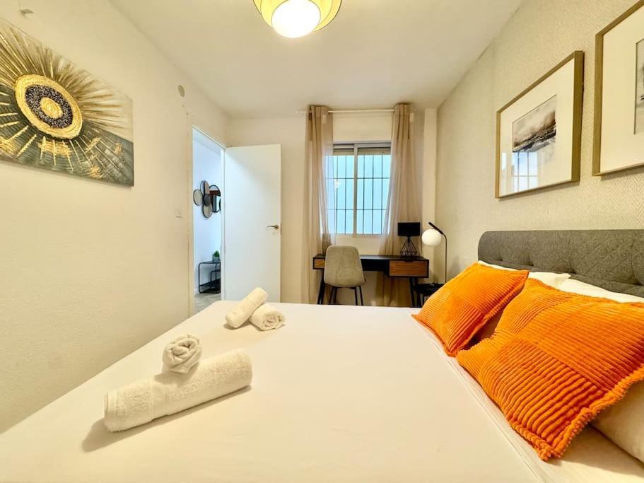 3bd Center Charming Flat Balcony & Parking Málaga