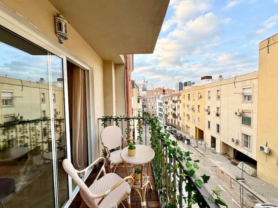 Apartamento 3bd Center Charming Flat Balcony & Parking