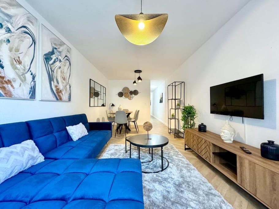 3bd Center Charming Flat Balcony & Parking