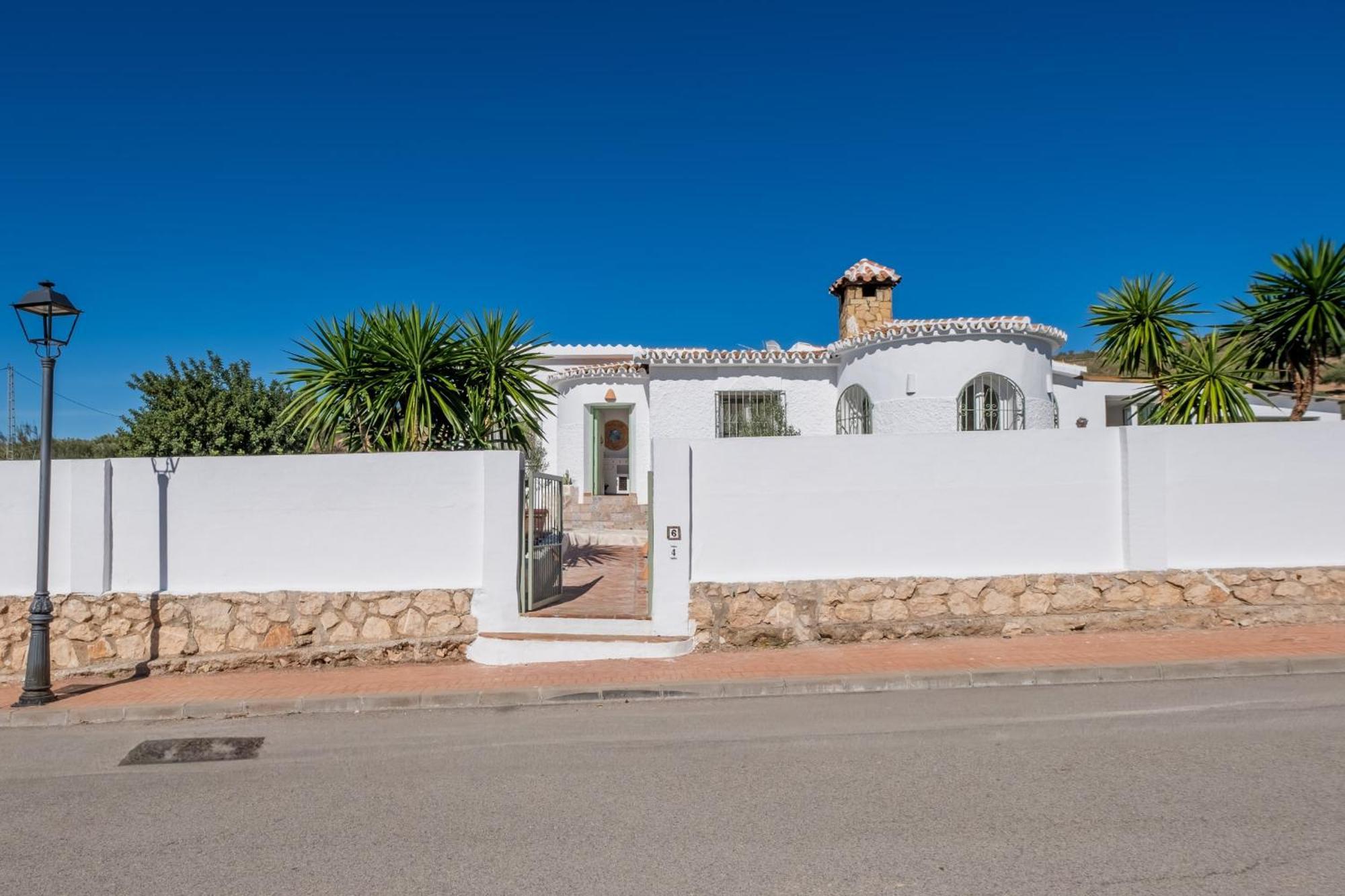 Cayetana - Spacious 4-bedroom With Private Pool Terrace & Bbq Málaga