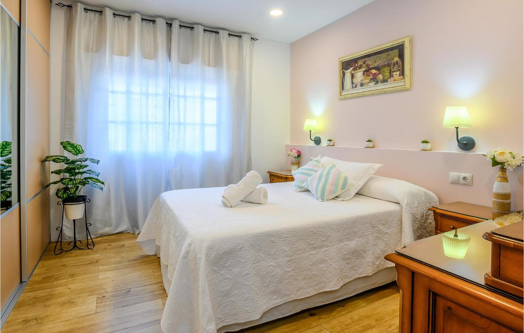 2 Bedroom Lovely In * Malaga