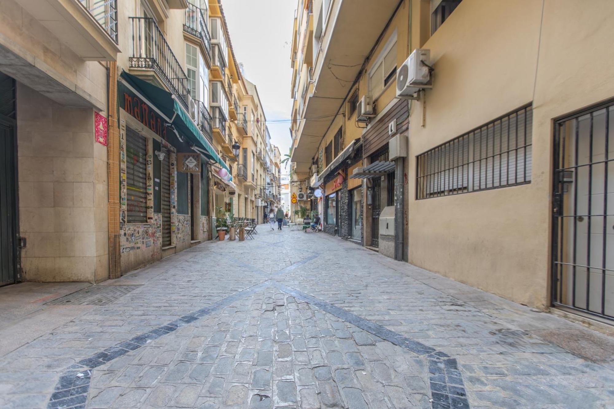 Homely San Juan De Letran Con Terraza Appartamento