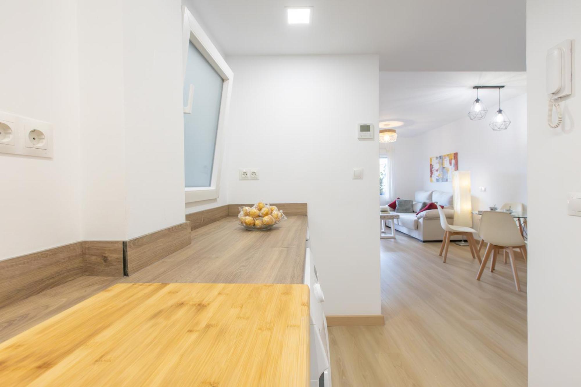 Homely San Juan De Letran Con Terraza Appartement Málaga