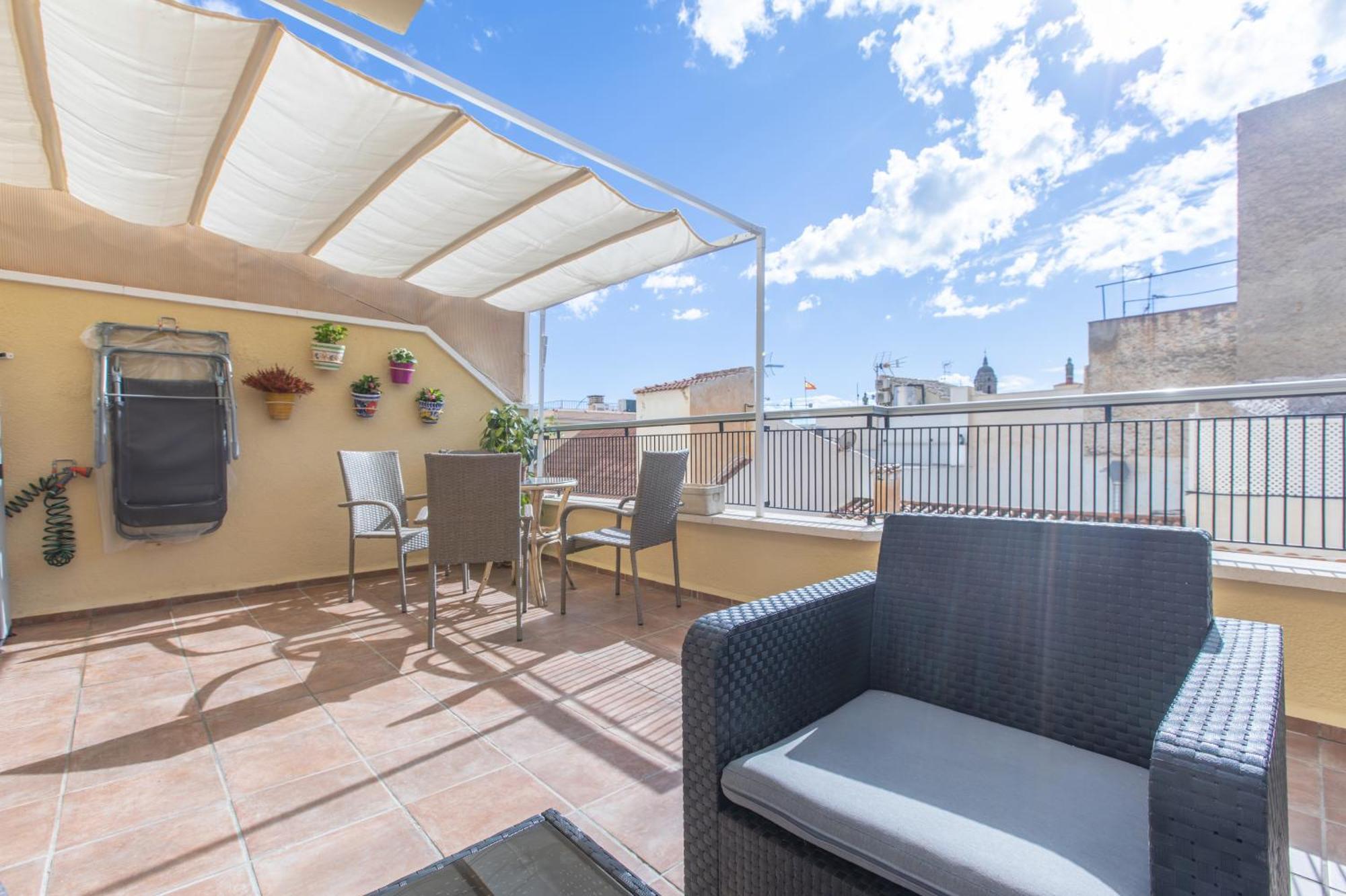 Homely San Juan De Letran Con Terraza Appartamento
