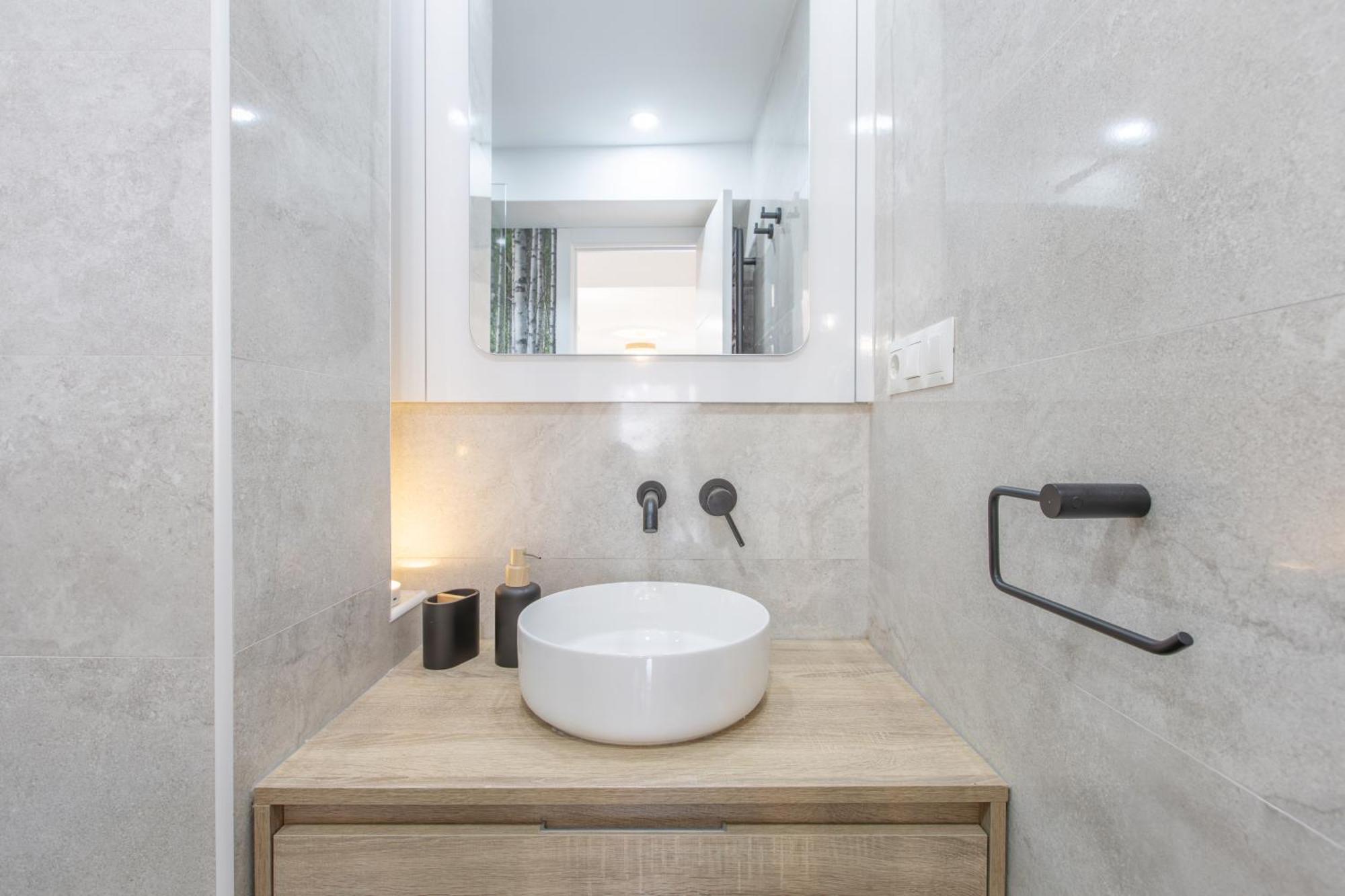 Appartement Homely San Juan De Letran Con Terraza Málaga