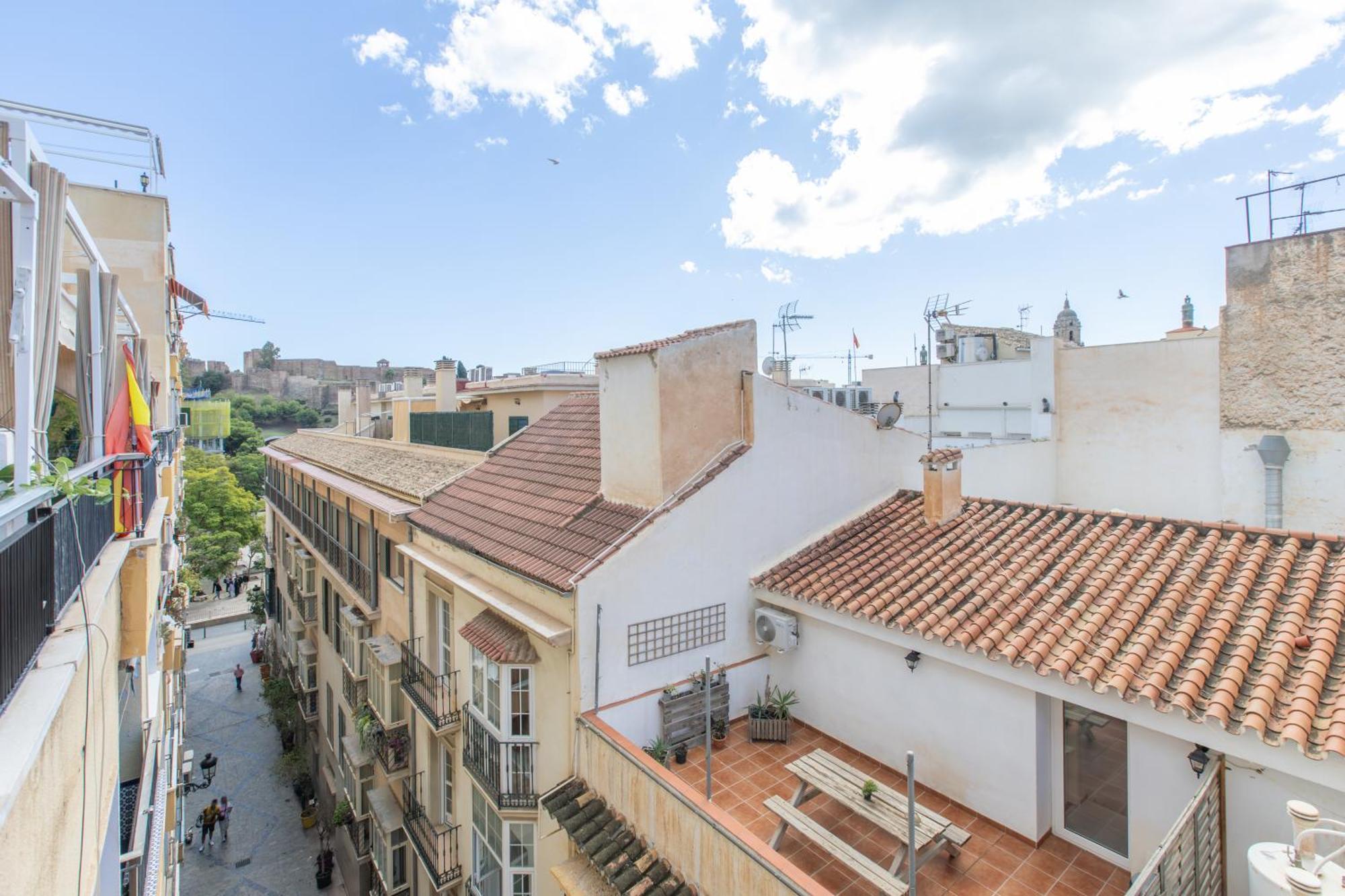 Homely San Juan De Letran Con Terraza Málaga