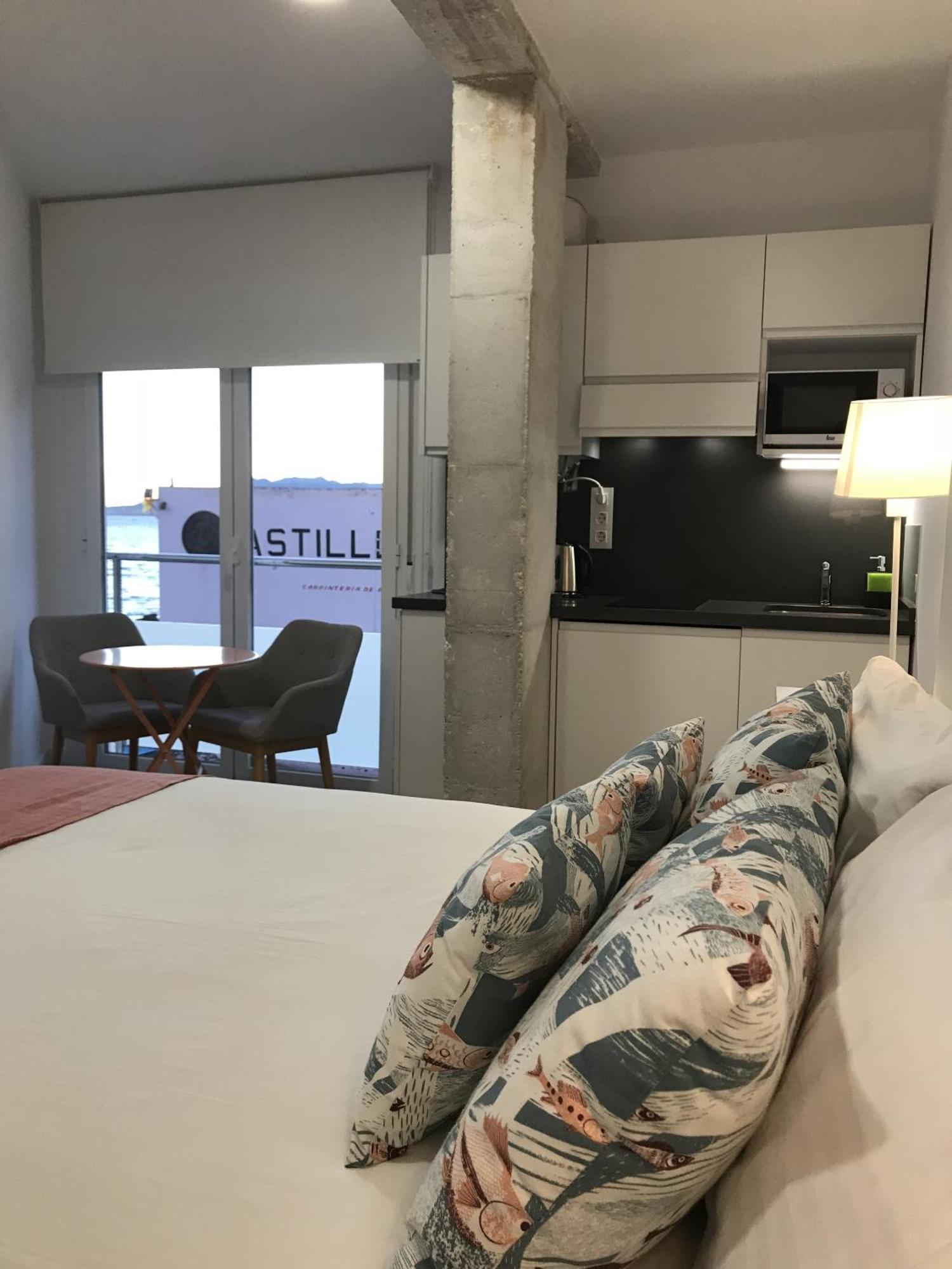 Apartamento Apartments-oilan11 - Estudios En Primera Linea De Playa Pedregalejo