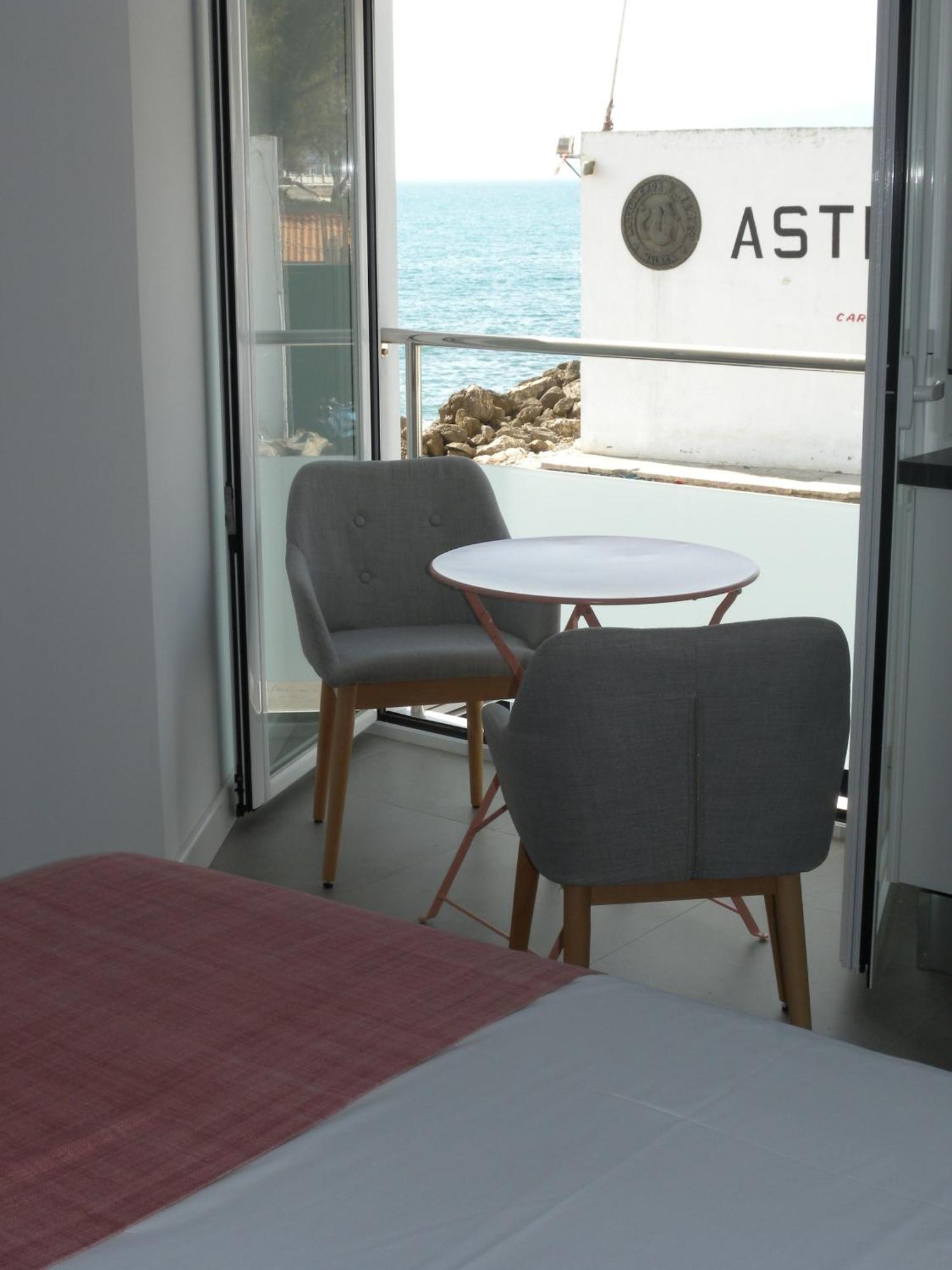 Apartamento Apartments-oilan11 - Estudios En Primera Linea De Playa Pedregalejo