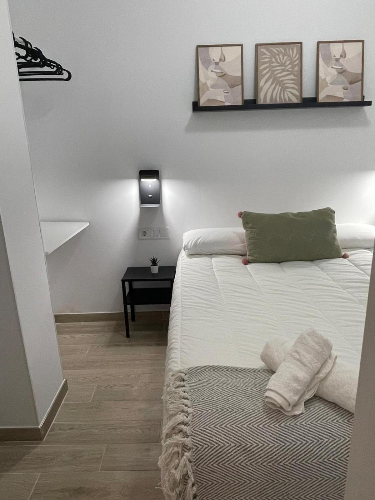 Mellis - Maria Zambrano Train Station & Bus Apartment Málaga