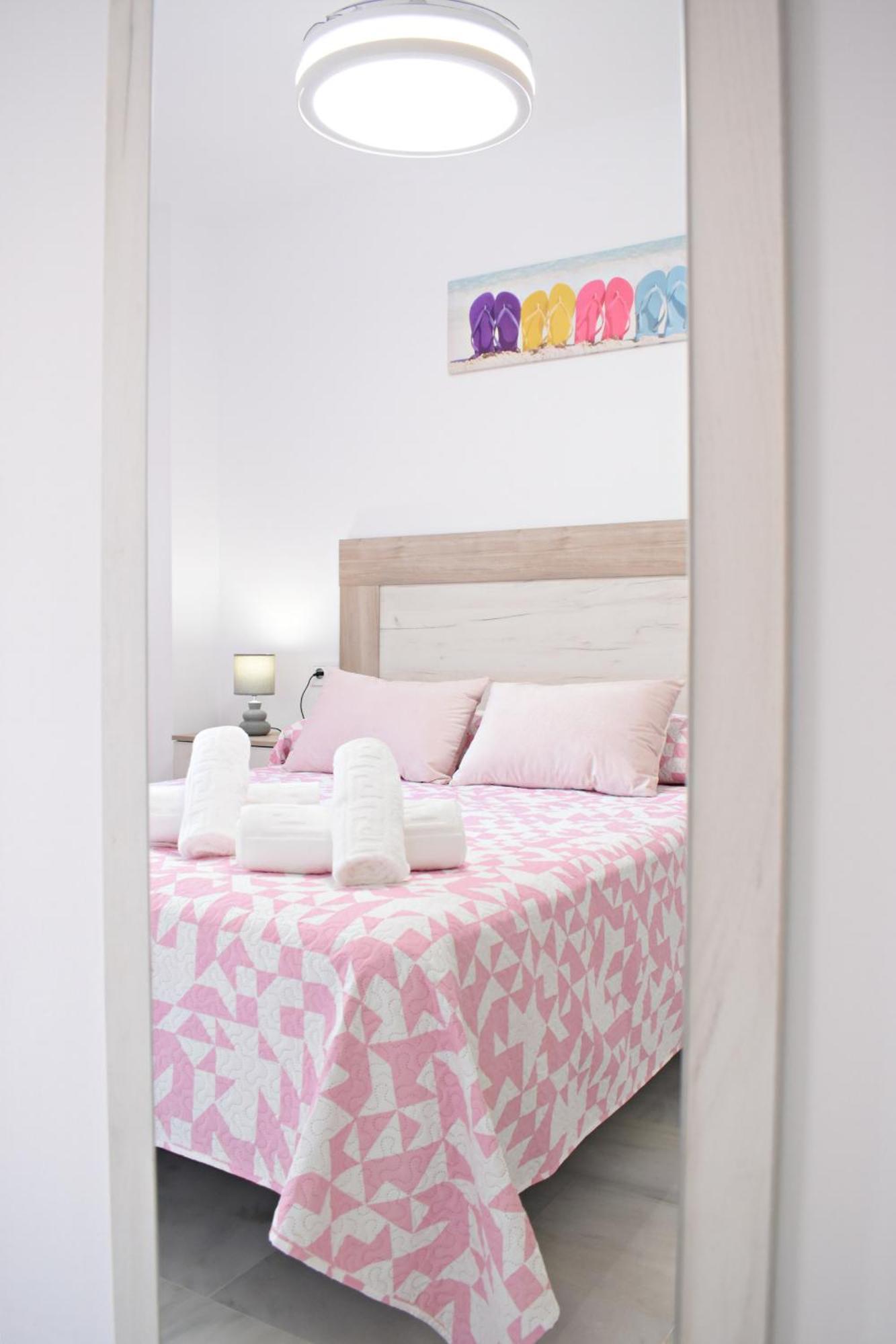 Appartement At La Isla Preciosos Cerca Del Centro De La Ciudad Y De La Playa Málaga