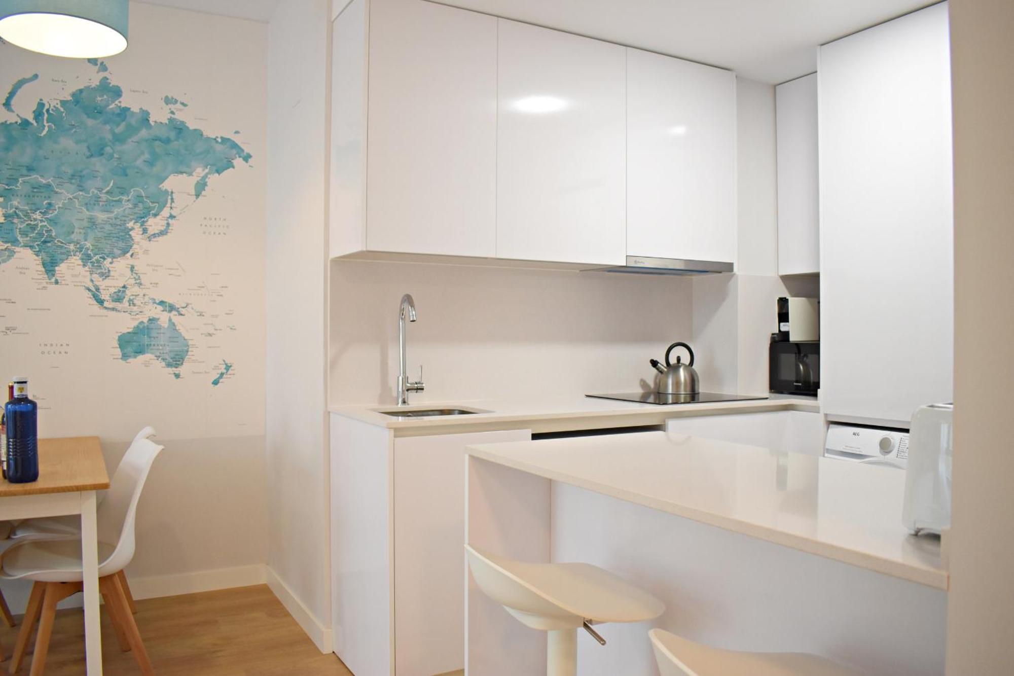Malagueta's Cozy With Parking And Swimming Pool Málaga