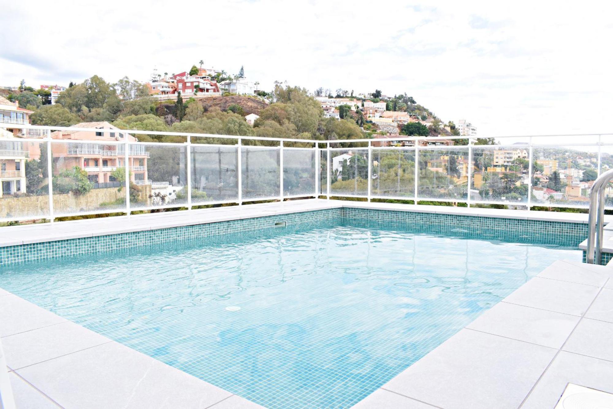 Malagueta's Cozy With Parking And Swimming Pool Appartement Málaga