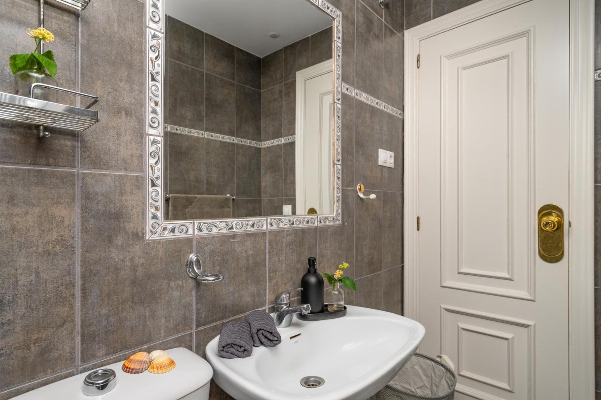 Two Bedroom, Two Bathroom, Balcony, Pool Area, View Apartment