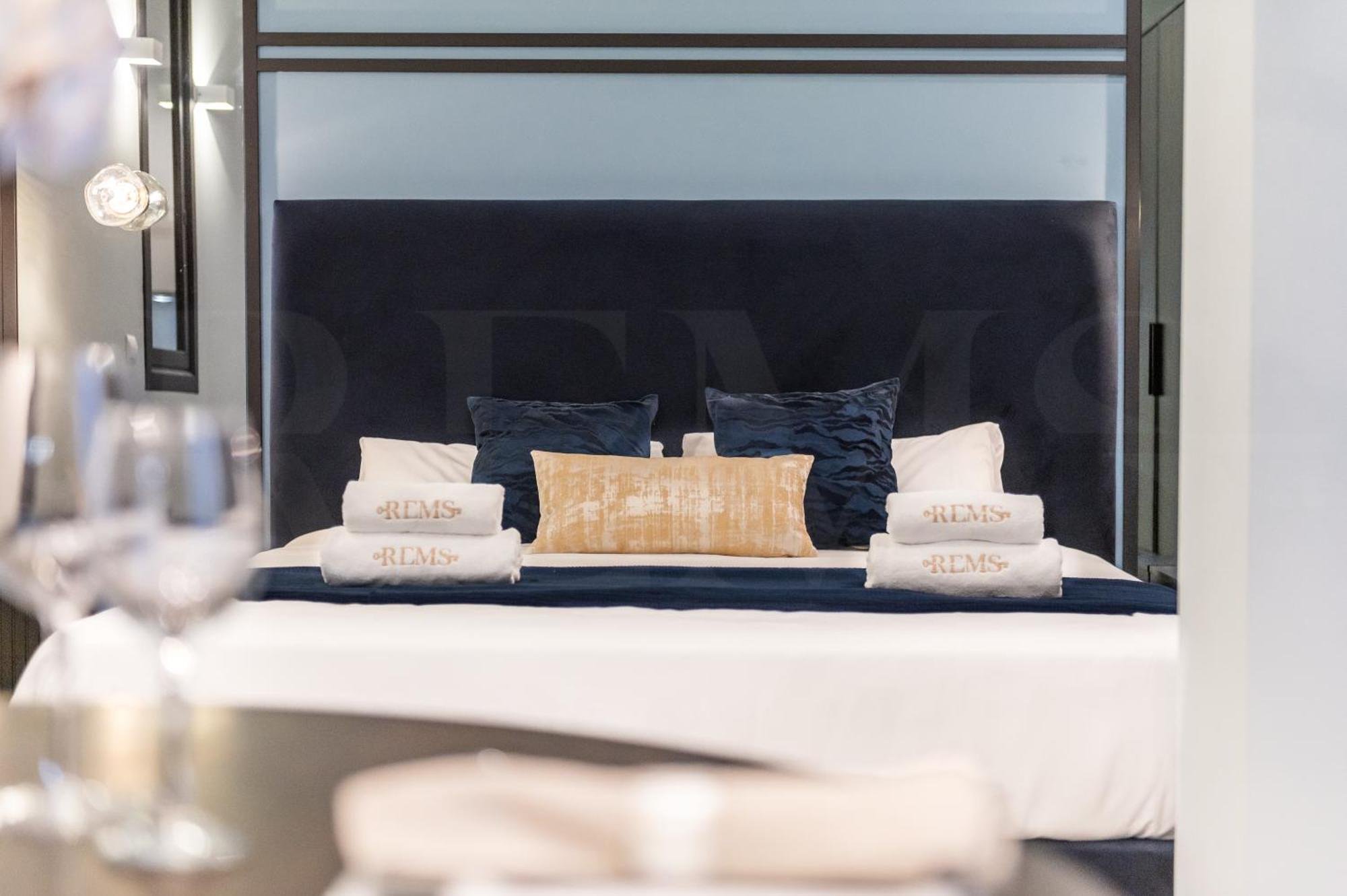 Apartment Intimate In The Heart Of By Rems Málaga