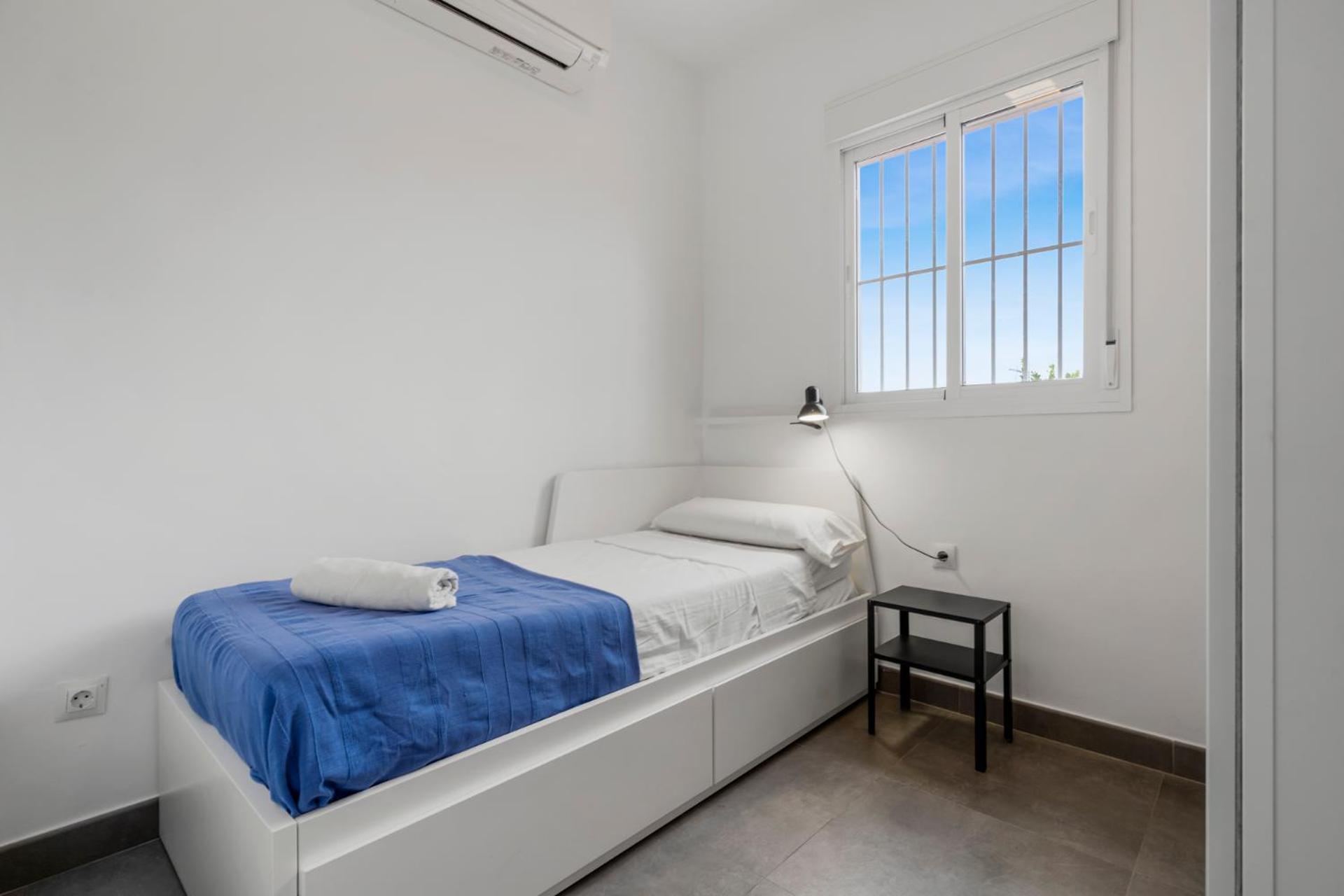 Charming 3 Bedroom House With 2 Terraces Ferienhaus Málaga