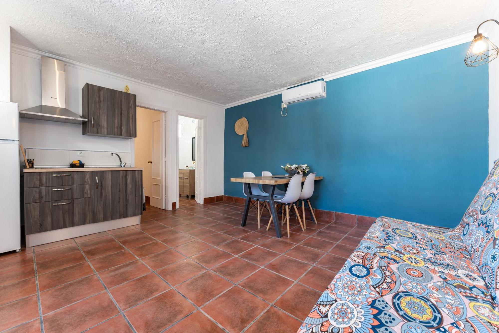 La Casa De Familia Bed and breakfast