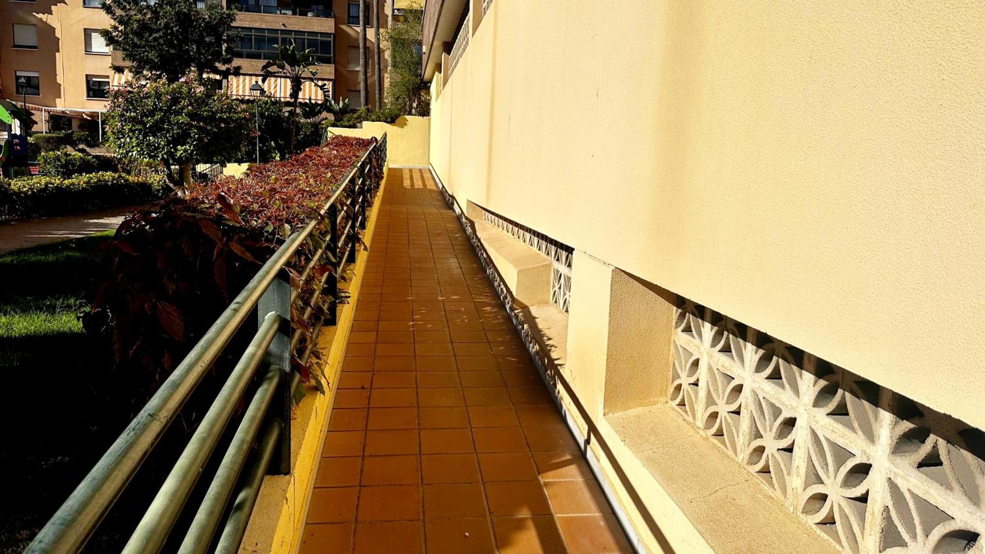 Apartamento Capital - Zona Oeste: Parking-wifi-piscina