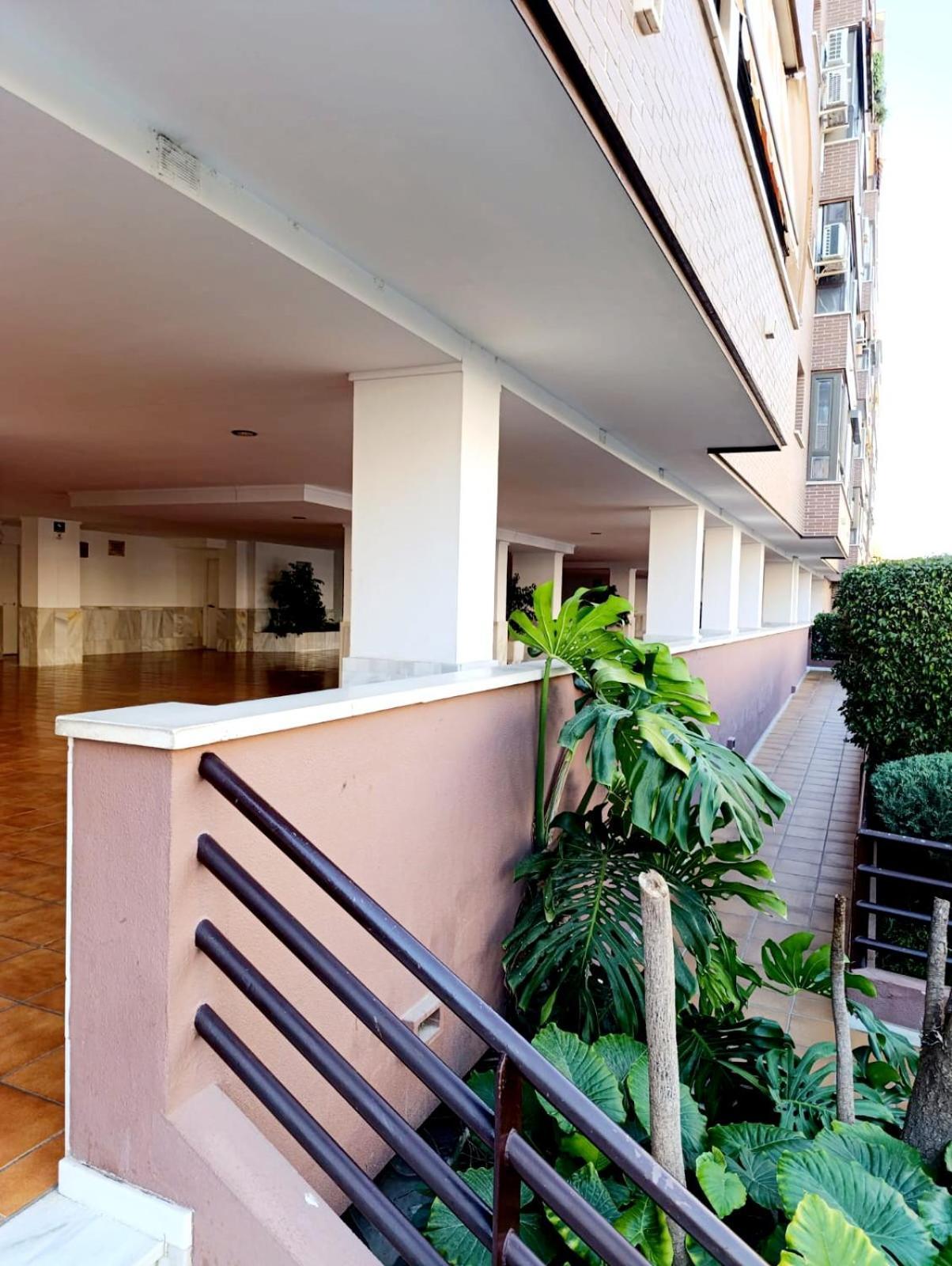 Capital - Zona Oeste: Parking-wifi-piscina * Málaga