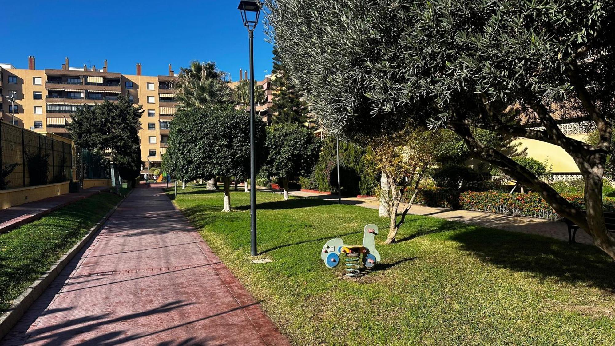 Capital - Zona Oeste: Parking-wifi-piscina Apartamento *