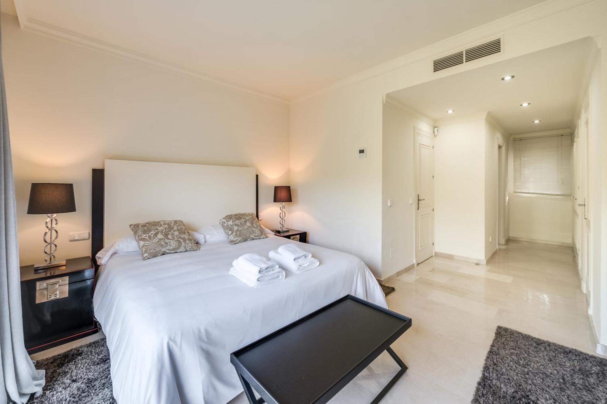 Magnifica Adosada La Quinta Golf Apartamento Málaga