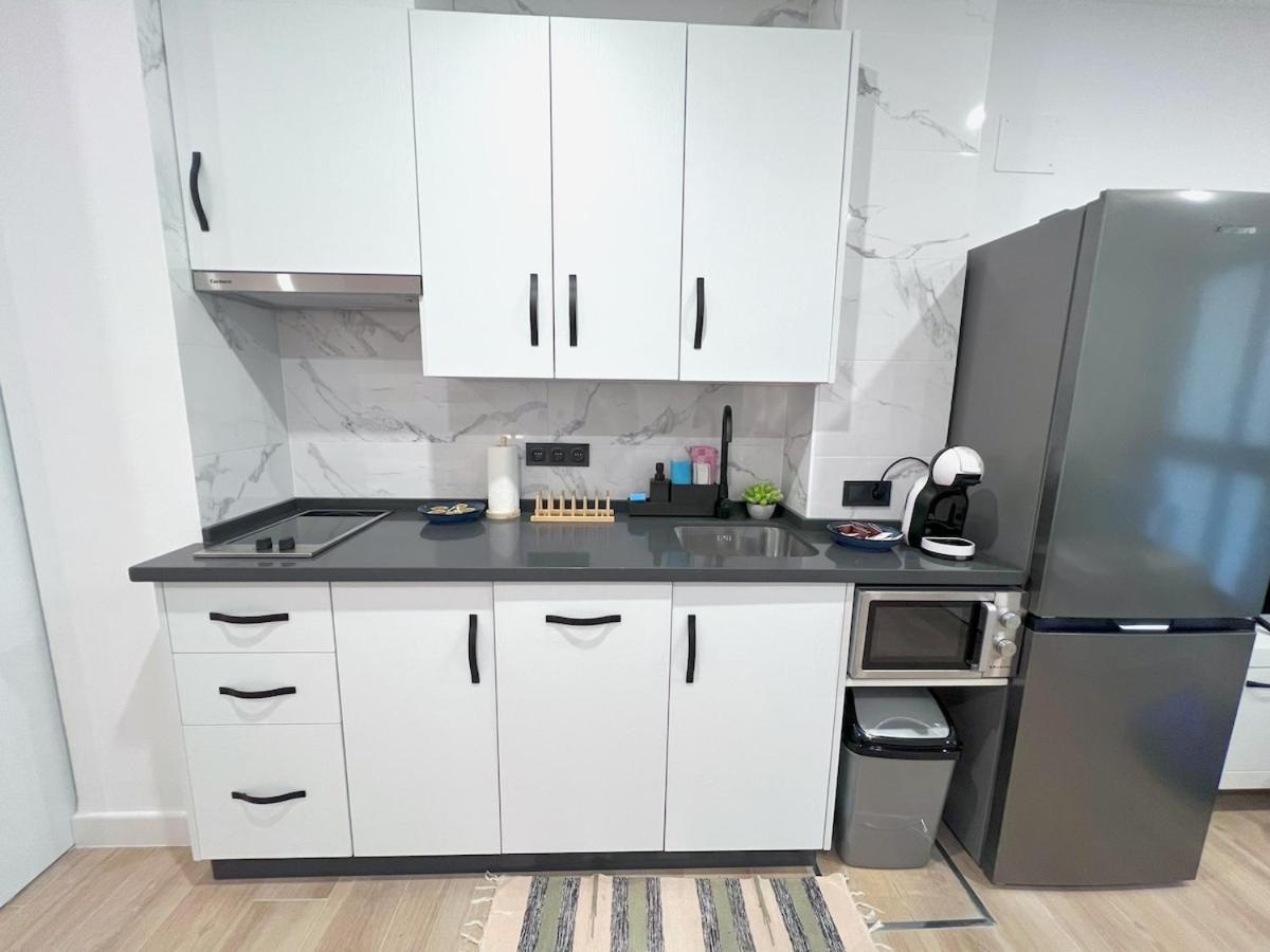 Evans Realty Bn Moderno & Lujoso Estudio * Malaga