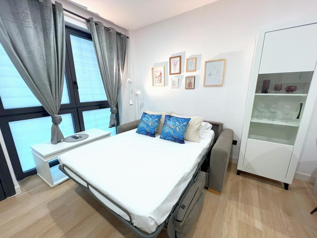 Evans Realty Bn Moderno & Lujoso Estudio * Malaga
