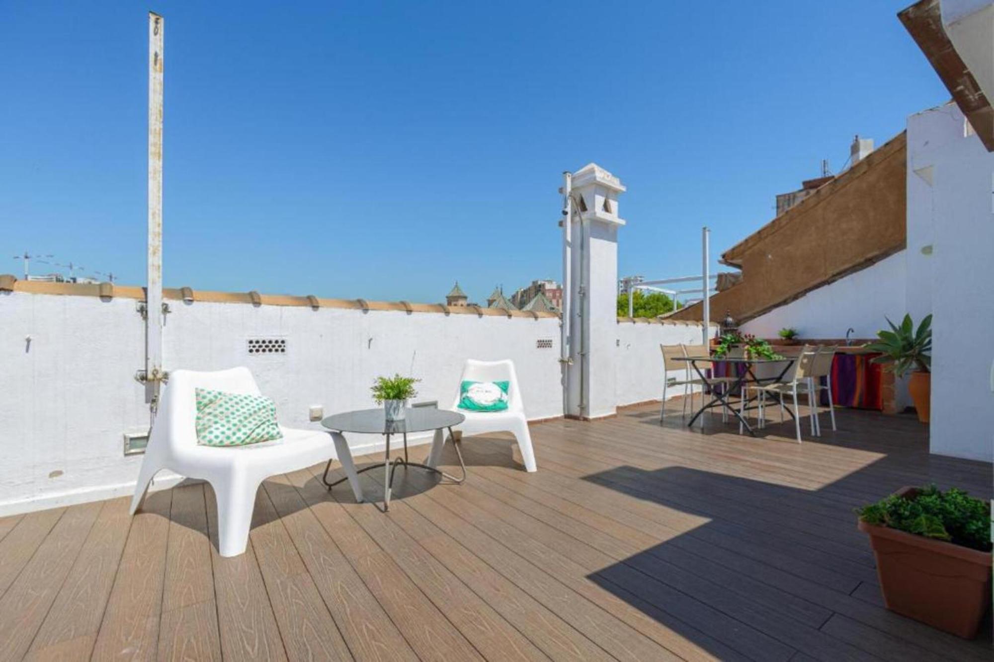 C20 - Adorable In The Center With Sun Terrace