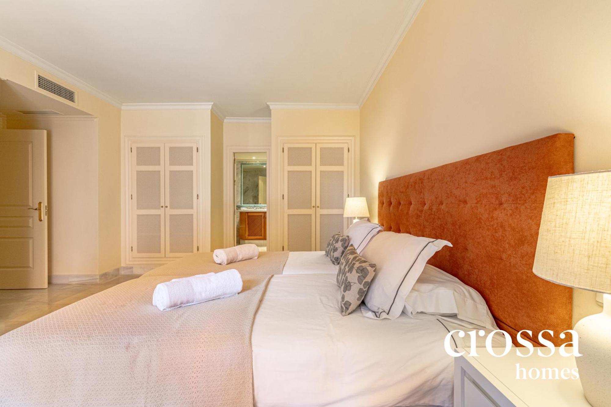 Elegant Golf Apt, Peace, Pool, Panoramic Views Apartment Málaga