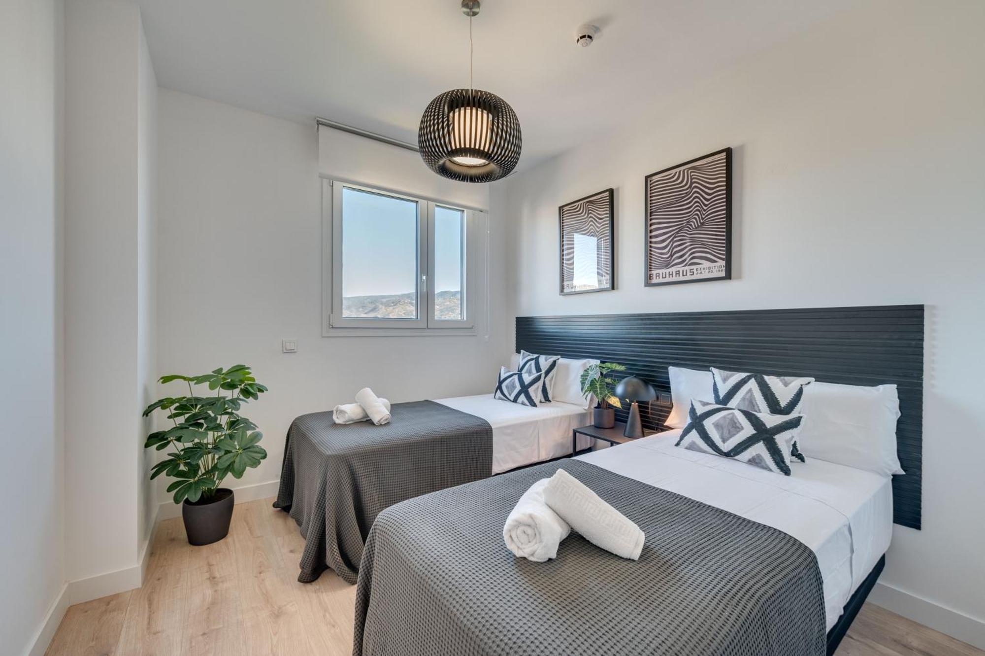 Leilighet Xpce Sky Towers - Parking Free