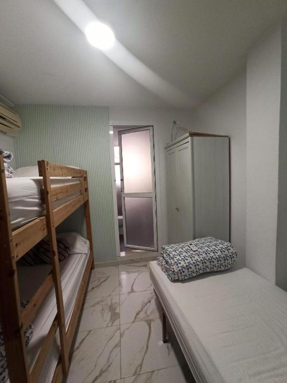 Vandrarhem Residencia Sin Lujo Málaga