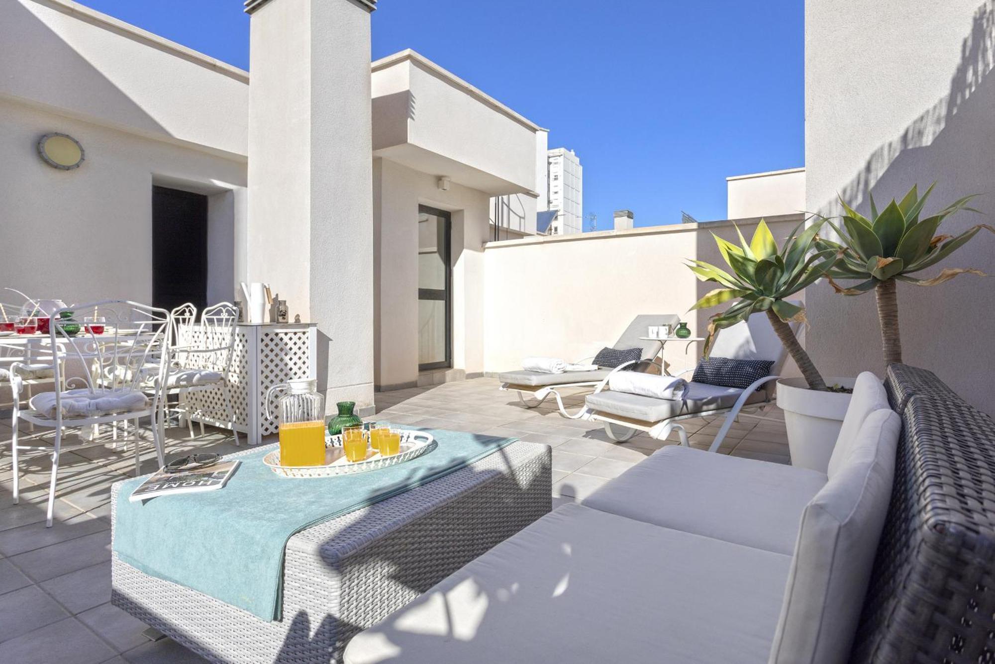-malagasunapts-terrace,pool&park Apartamento