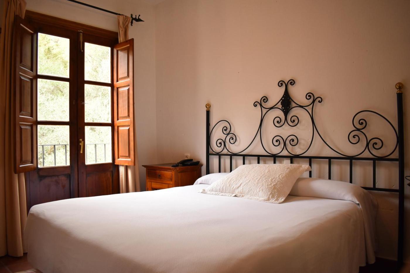 Humaina Hotell
