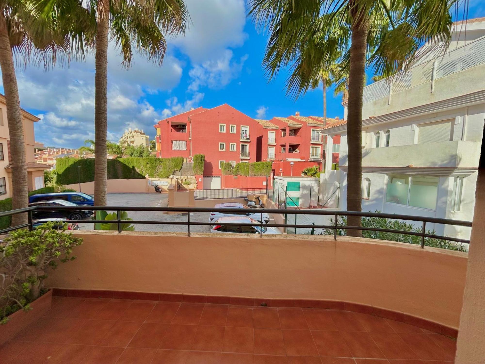 Modern And Stylish Seeview And Golfview Apartamento