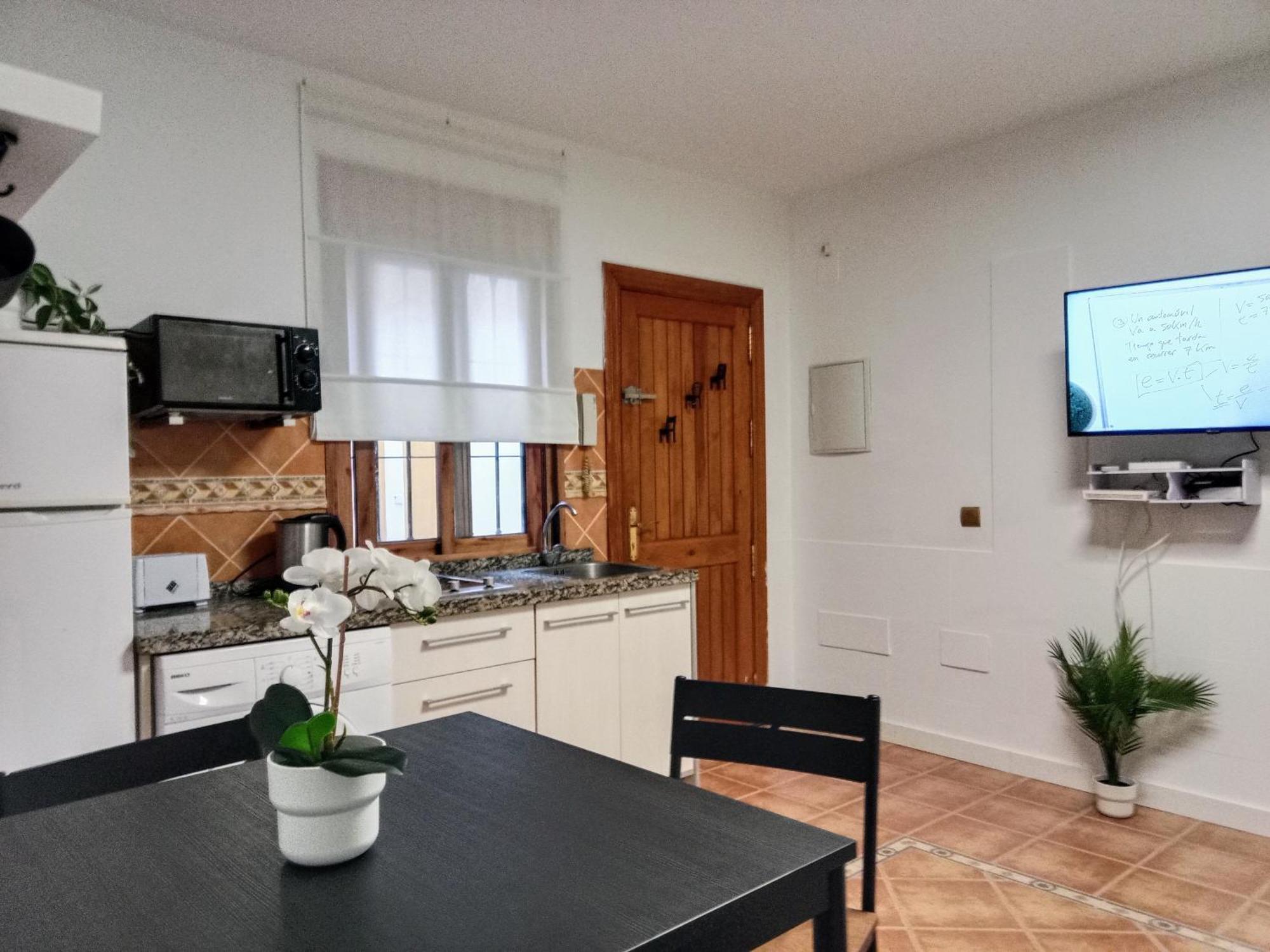 Hermoso Estudio Centro De Lägenhet