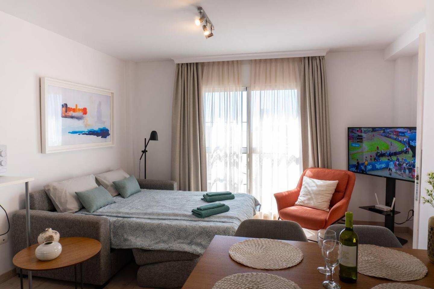 Modern Beachside Flat In Wyndham Costa Del Sol Ferienhaus Málaga