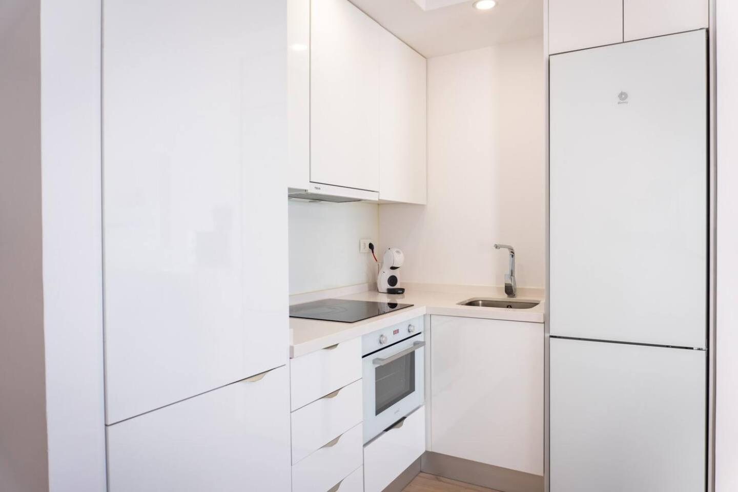 Modern Beachside Flat In Wyndham Costa Del Sol * Málaga