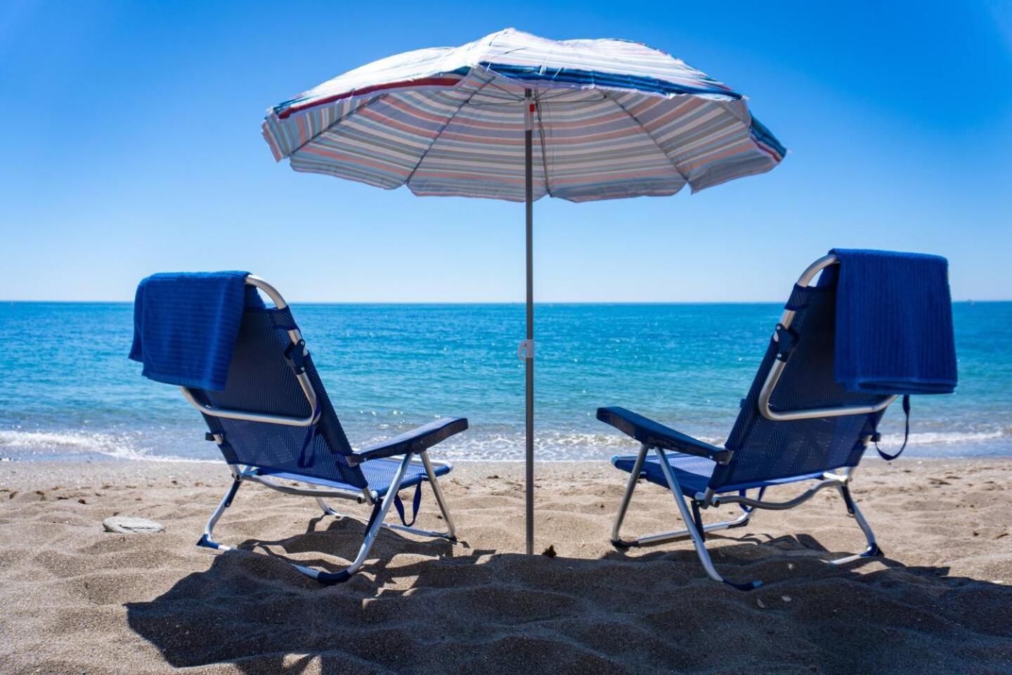 Modern Beachside Flat In Wyndham Costa Del Sol * Málaga