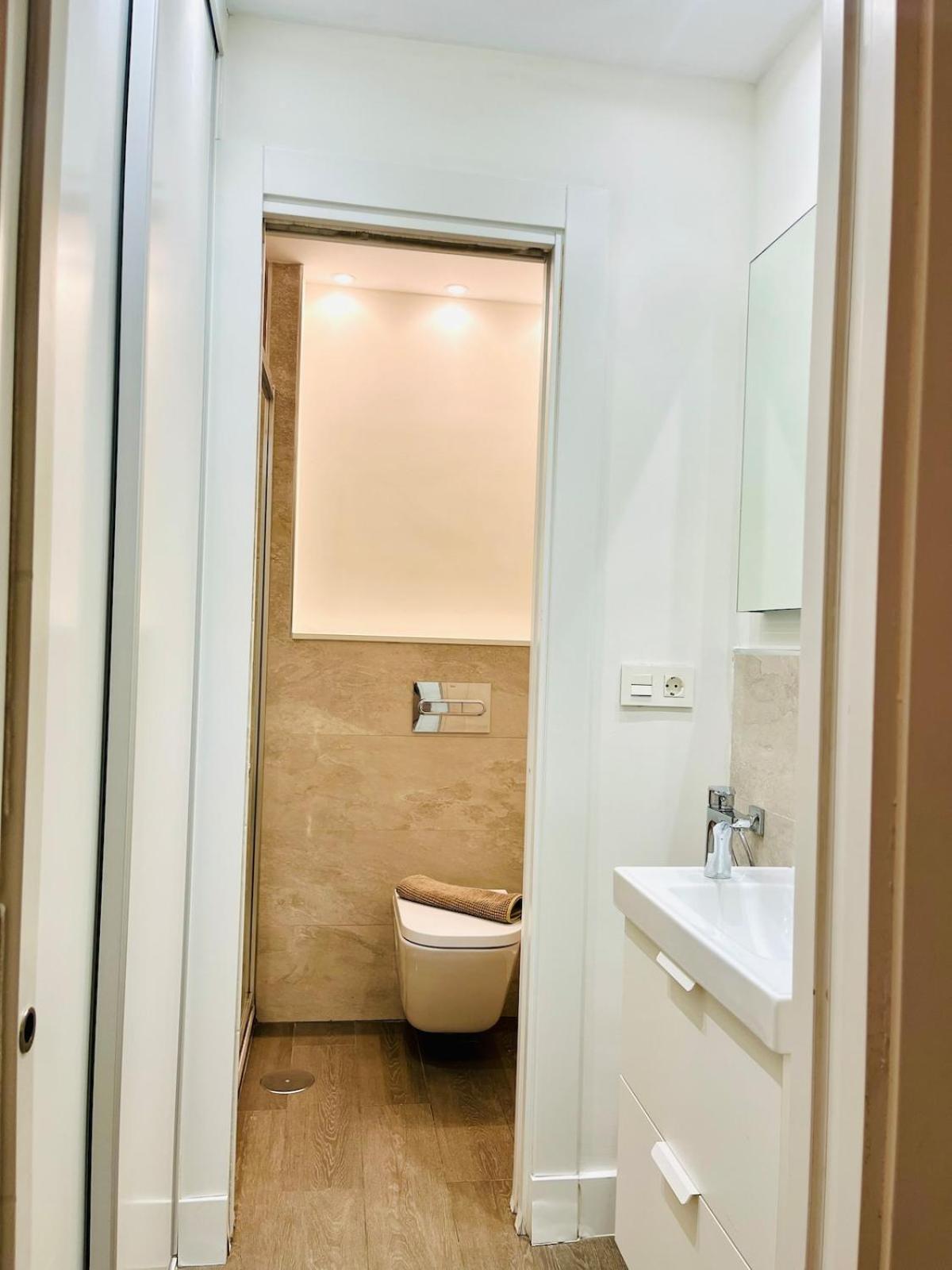 And Spacious Apartment-historic Center Apartamento *