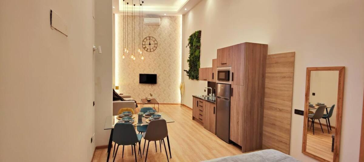 Pries Homes - Luxury Loft Cienfuegos I Appartement Málaga