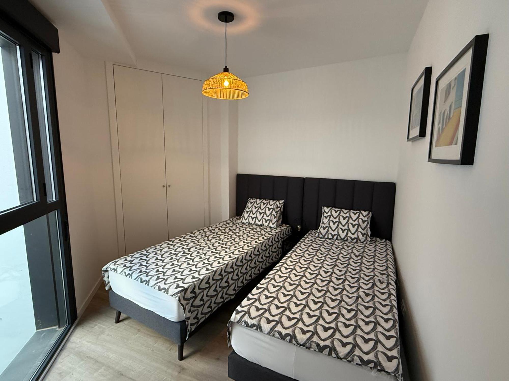 Lägenhet H2m Postigo Duplex Terrace 2 Bathrooms, Smart Tv, Oven *