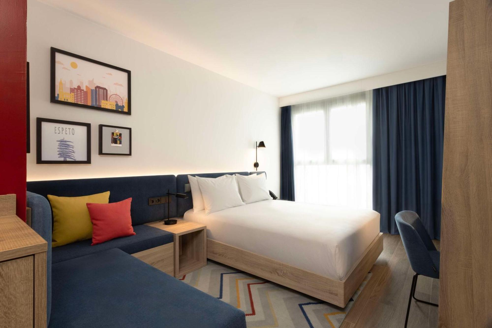 Hampton By Hilton Martiricos Hotell 3*