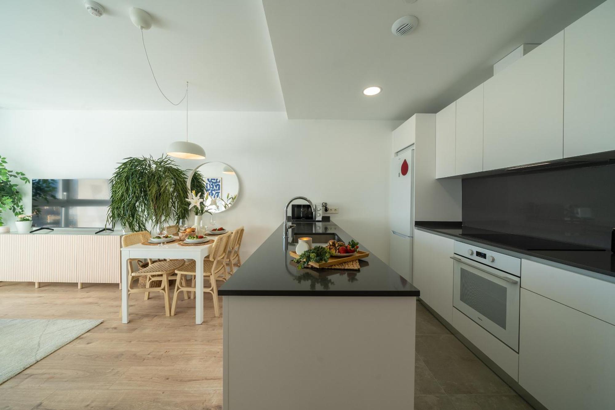 Xpce Urban 10 Skyline - Parking Free *